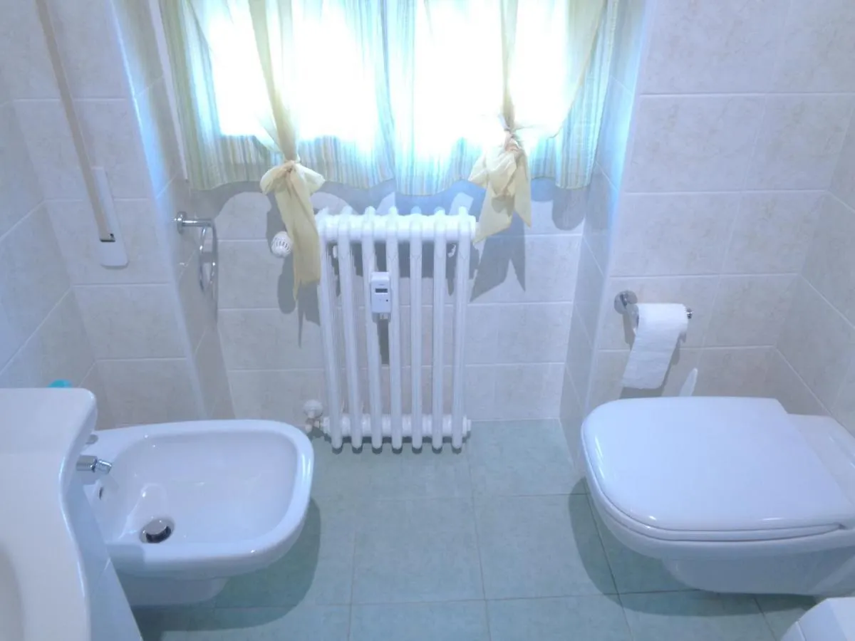 Vittorio Veneto Apartments Sarnico Italy