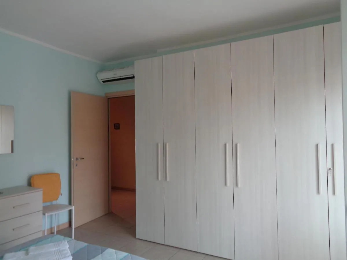 Vittorio Veneto Apartments Sarnico 0*,  Italy